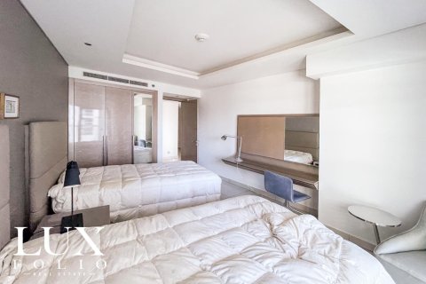 Apartment in DAMAC Towers by Paramount, Business Bay, Dubai 2 bedrooms, 141 sq.m. № 46406 - photo 14