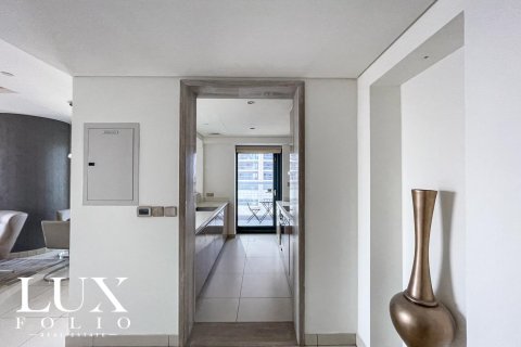 Apartment in DAMAC Towers by Paramount, Business Bay, Dubai 2 bedrooms, 141 sq.m. № 46406 - photo 6
