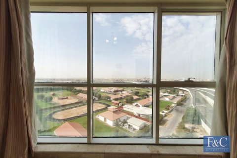 Apartment in Business Bay, Dubai 2 bedrooms, 139 sq.m. № 103374 - photo 9