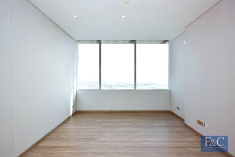 Apartment in DIFC, Dubai 1 bedroom, 75 sq.m. № 103370 - photo 12