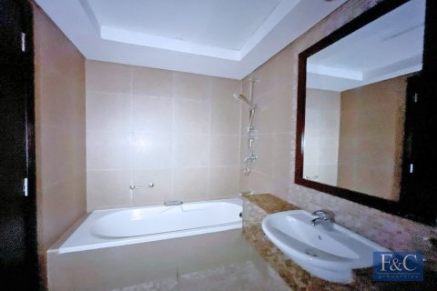 Apartment in DIFC, Dubai 1 bedroom, 73 sq.m. № 103373 - photo 10