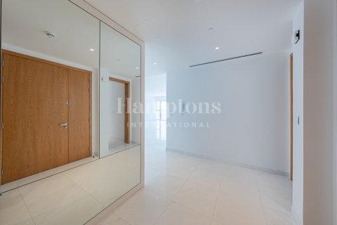 Apartment in Jumeirah Beach Residence, Dubai 4 bedrooms, 353.12430300 sq.m. № 112113 - photo 20