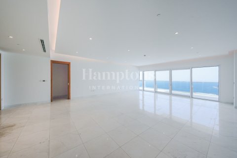 Apartment in Jumeirah Beach Residence, Dubai 4 bedrooms, 353.124 sq.m. № 112113
