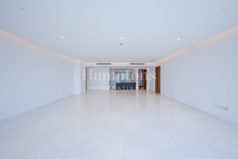 Apartment in Jumeirah Beach Residence, Dubai 4 bedrooms, 353.12430300 sq.m. № 112113 - photo 25