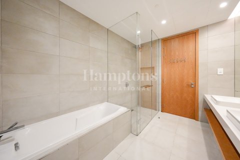 Apartment in Jumeirah Beach Residence, Dubai 4 bedrooms, 353.12430300 sq.m. № 112113 - photo 26