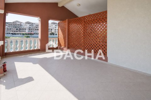 Apartment in Green Community Motor City, Motor City, Dubai 3 bedrooms, 412 sq.m. № 124424 - photo 19