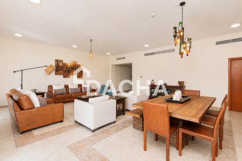 Apartment in Green Community Motor City, Motor City, Dubai 3 bedrooms, 412 sq.m. № 124424 - photo 7