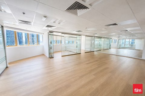 Офис в Дубае, 174.2м², № 109507