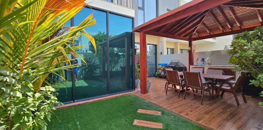 Villa à Dubai, 3 chambres, 174 m², № 48812