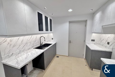 Купить квартиру в Bahar, Джумейра Бич Резиденс, Дубай: 2 спальни, 121м², № 76008 - фото 4