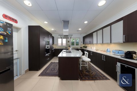 Купить виллу в Sienna Lakes, Джумейра Гольф Эстейтс, Дубай: 4 спальни, 614м², № 76016 - фото 16
