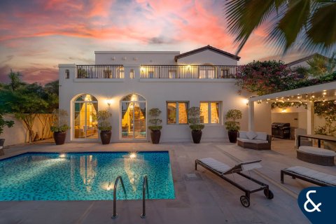 Купить виллу в Sienna Lakes, Джумейра Гольф Эстейтс, Дубай: 4 спальни, 614м², № 76016 - фото 3