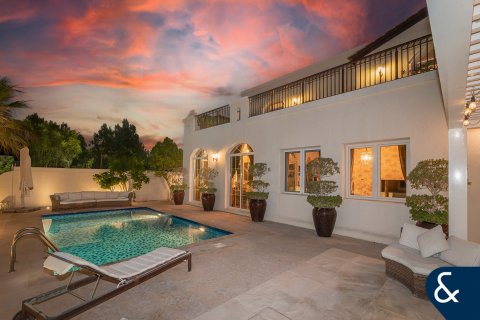 Купить виллу в Sienna Lakes, Джумейра Гольф Эстейтс, Дубай: 4 спальни, 614м², № 76016 - фото 4