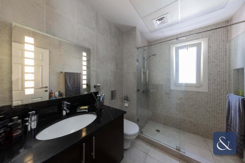 Купить виллу в Sienna Lakes, Джумейра Гольф Эстейтс, Дубай: 4 спальни, 614м², № 76016 - фото 21