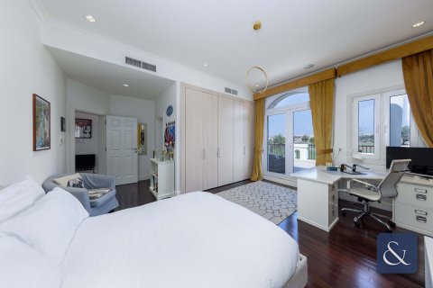 Купить виллу в Sienna Lakes, Джумейра Гольф Эстейтс, Дубай: 4 спальни, 614м², № 76016 - фото 19