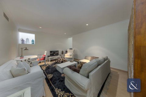 Купить виллу в Sienna Lakes, Джумейра Гольф Эстейтс, Дубай: 4 спальни, 614м², № 76016 - фото 15