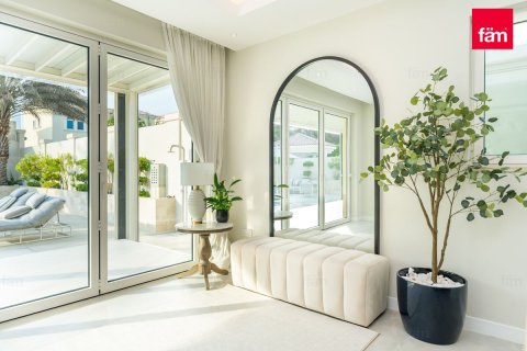 Villa en Dubai, 3 dormitorios, 666.3 m², № 59020 - foto 7