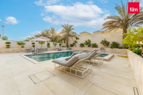 Villa en Dubai, 3 dormitorios, 666.3 m², № 59020 - foto 22