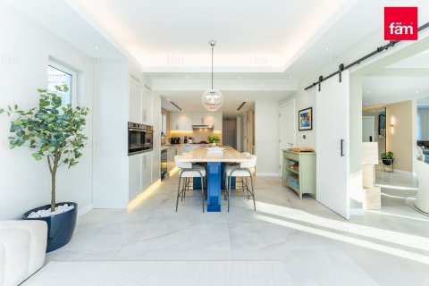 Villa en Dubai, 3 dormitorios, 666.3 m², № 59020 - foto 5