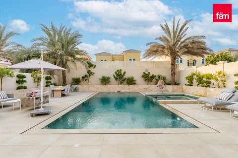 Villa en Dubai, 3 dormitorios, 666.3 m², № 59020 - foto 8
