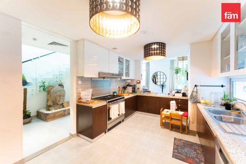 Townhouse in Dubai 3 bedrooms, 276.3 sq.m. № 59026 - photo 15