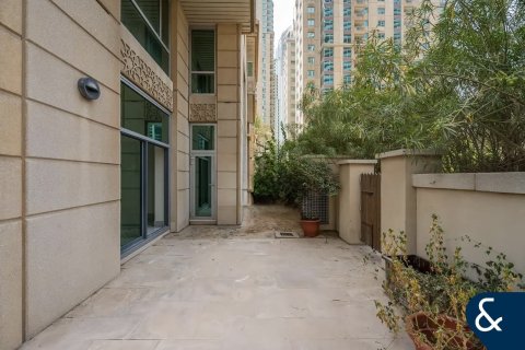 Apartment in Dubai Marina, Dubai 2 bedrooms, 272 sq.m. № 99054 - photo 14
