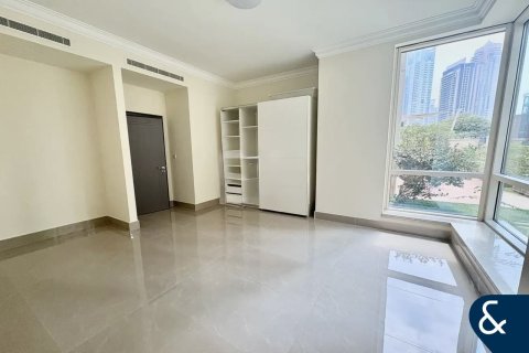Apartment in Dubai Marina, Dubai 2 bedrooms, 272 sq.m. № 99054 - photo 11