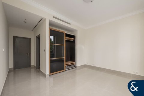 Apartment in Dubai Marina, Dubai 2 bedrooms, 272 sq.m. № 99054 - photo 10