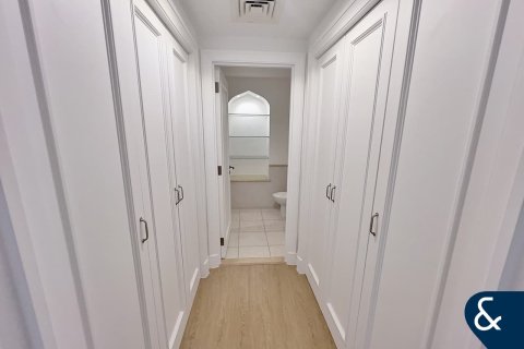 Apartamento en Old Town, Dubai, 2 dormitorios, 118 m², № 99055 - foto 9