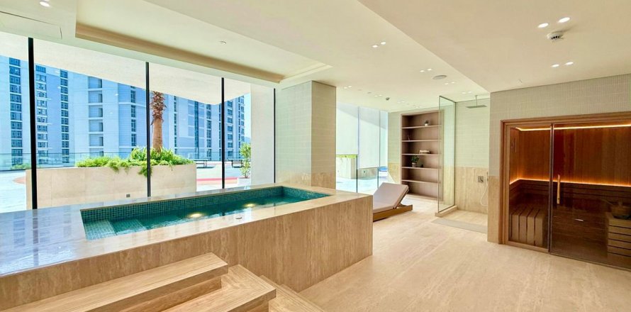 Apartment in Dubai 1 bedroom, 73.1 sq.m. № 64158