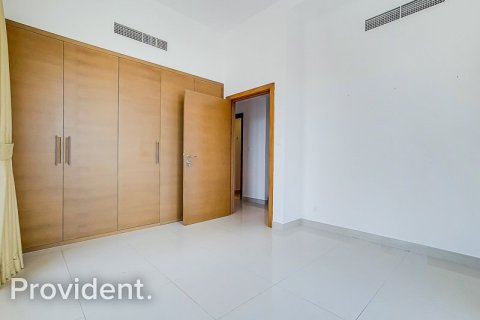 Apartamento en CLAREN TOWERS en Downtown Dubai (Downtown Burj Dubai), Dubai, 3 dormitorios, 159.7 m², № 30784 - foto 7