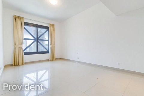 Apartamento en CLAREN TOWERS en Downtown Dubai (Downtown Burj Dubai), Dubai, 3 dormitorios, 159.7 m², № 30784 - foto 10