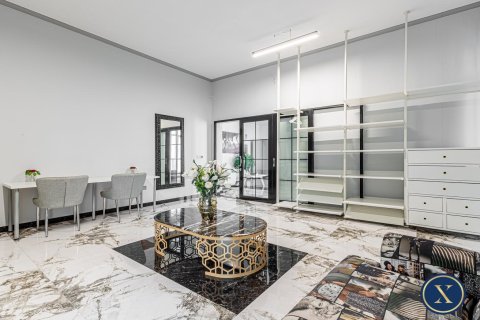 Купить квартиру в The Residences, Даунтаун Дубай (Даунтаун Бурдж Дубай), Дубай: 5 спален, 660м², № 45929 - фото 15