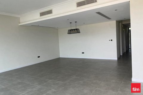 Снять в аренду таунхаус в Дубае: 3 спальни, 324м², № 96177 - фото 17