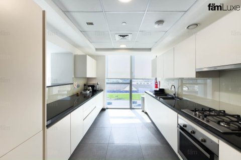 Apartment in Downtown Dubai (Downtown Burj Dubai), Dubai 3 bedrooms, 198.5 sq.m. № 96176 - photo 13