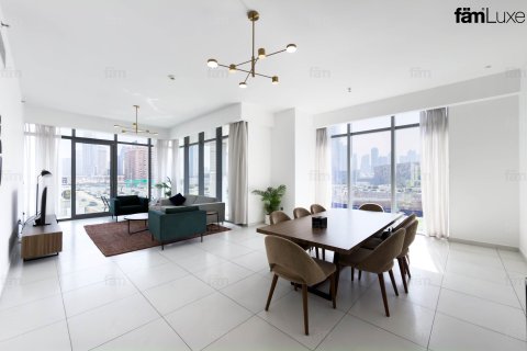 Apartment in Downtown Dubai (Downtown Burj Dubai), Dubai 3 bedrooms, 198.5 sq.m. № 96176 - photo 12