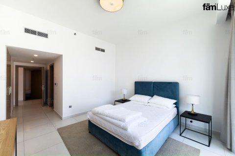 Apartment in Downtown Dubai (Downtown Burj Dubai), Dubai 3 bedrooms, 198.5 sq.m. № 96176 - photo 2