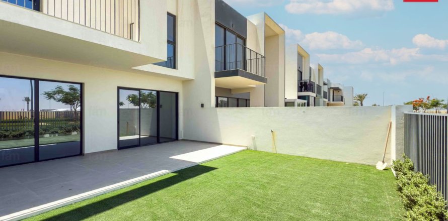 Maison de ville à Dubai, 3 chambres, 174 m², № 54864