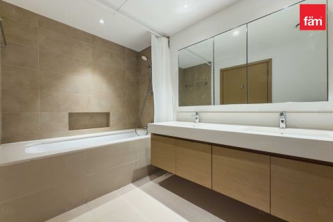 Apartment in Dubai 2 bedrooms, 112.5 sq.m. № 89574 - photo 11