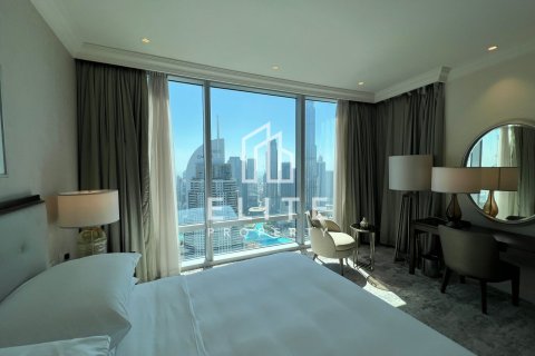 Penthouse in Dubai 4 bedrooms, 254 sq.m. № 121638 - photo 7