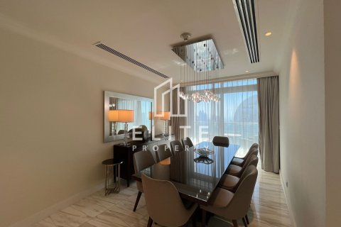 Penthouse in Dubai 4 bedrooms, 254 sq.m. № 121638 - photo 4