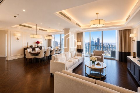 Penthouse in Dubai 4 bedrooms, 264 sq.m. № 121639