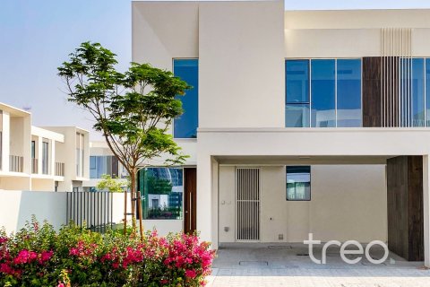 Villa in The Valley, Dubai 4 bedrooms, 205.97 sq.m. № 134631 - photo 2