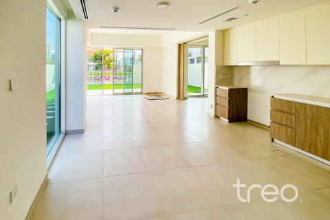 Villa in The Valley, Dubai 4 bedrooms, 205.97 sq.m. № 134631 - photo 14