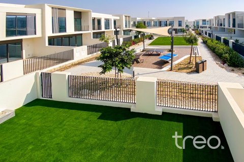 Villa in The Valley, Dubai 4 bedrooms, 205.97 sq.m. № 134631 - photo 16