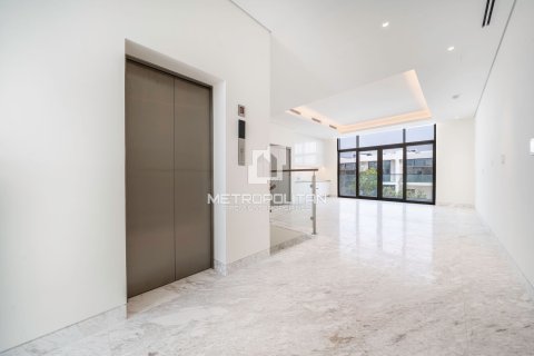 Купить виллу в District One, Мохаммед Бин Рашид Сити, Дубай: 5 спален, 793м², № 73002 - фото 5