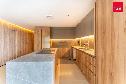 Apartment in Dubai Marina, Dubai 2 bedrooms, 141.7 sq.m. № 47805 - photo 8