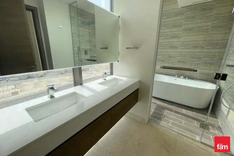 Apartment in Dubai 2 bedrooms, 132.9 sq.m. № 47815 - photo 19