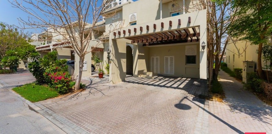 Townhouse in Al Furjan, Dubai 3 bedrooms, 224 sq.m. № 47814