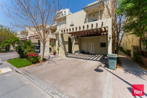 Adosado en Al Furjan, Dubai, 3 dormitorios, 224 m², № 47814 - foto 1
